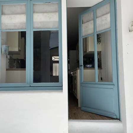 Vakantiehuis 3bed House- Sleeps 6 - Pool Garden Pets Parking